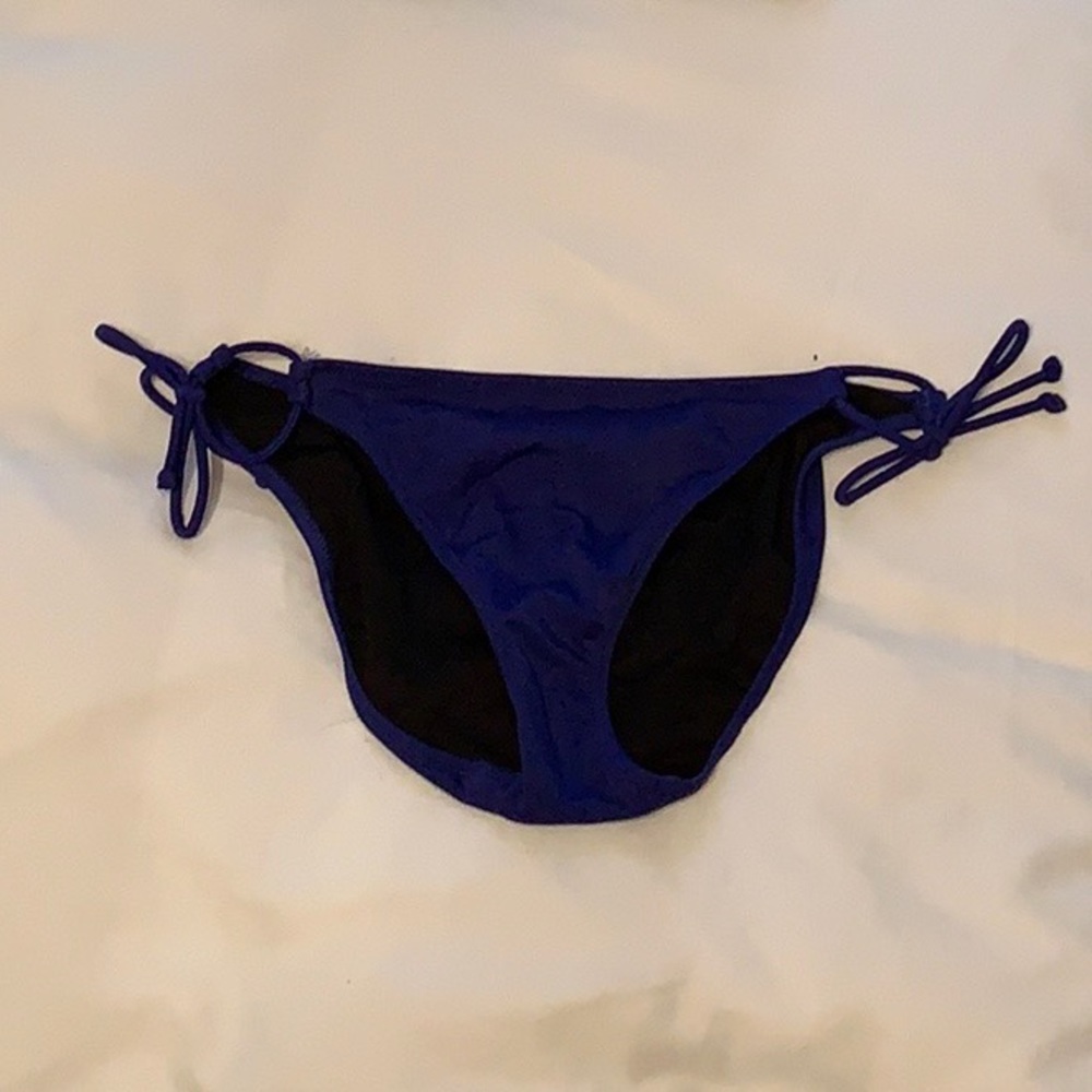 2 for $30- Victoria’s Secret Tie Bikini Bottoms